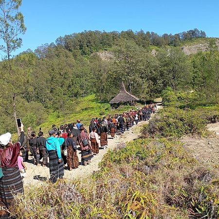 Hidayah Homestay Vulkan Vulkan Kelimutu Exterior foto