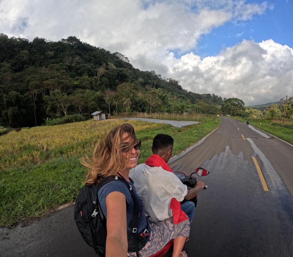 Hidayah Homestay Vulkan Vulkan Kelimutu Exterior foto